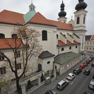 zkontrolujte dostupnost